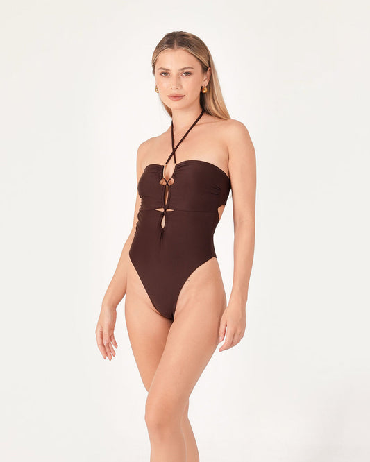 Amara Onepiece